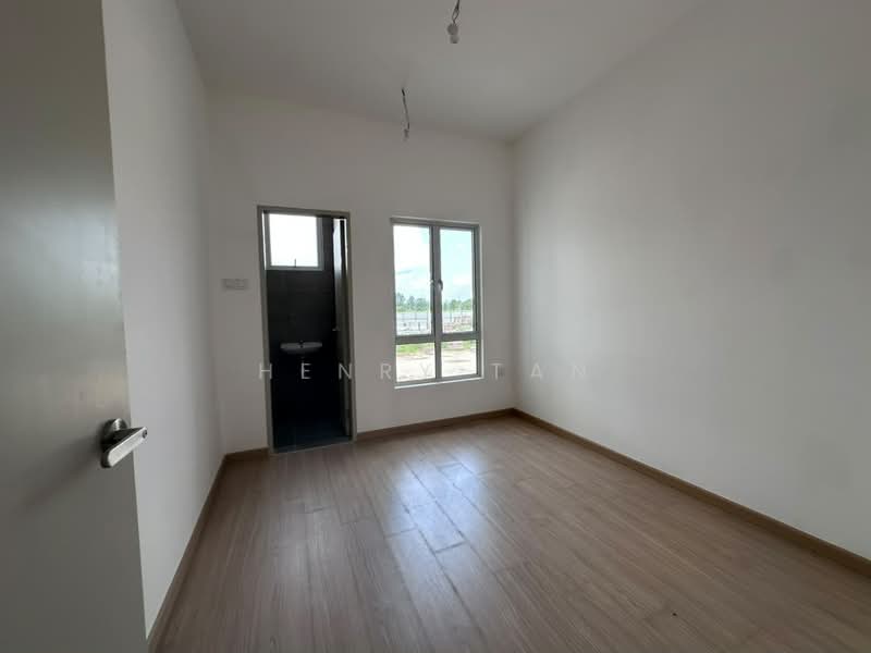 2-storey Terraced House for Sale in Alam Perdana (Puncak Alam) - Henry Tan - Interior - PropertyGuru.com.my