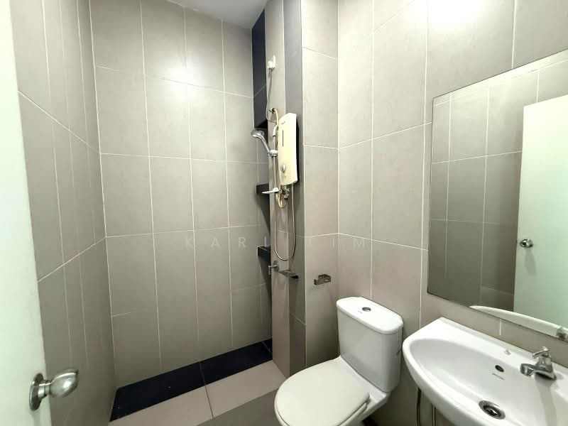 Cluster House for Sale in Taman Ungku Tun Aminah (Skudai) - Karl Lim - Bathroom - PropertyGuru.com.my