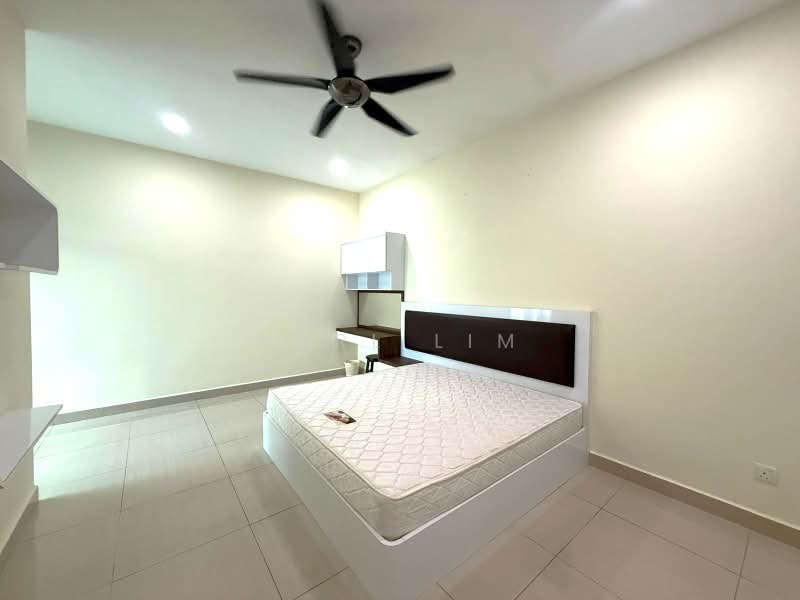 Cluster House for Sale in Taman Ungku Tun Aminah (Skudai) - Karl Lim - Bedroom - PropertyGuru.com.my