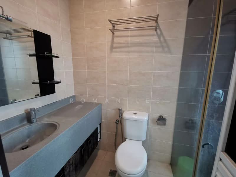 Kondominium untuk Disewa di Shaftsbury Residence - Roman Lee - Bathroom - PropertyGuru.com.my