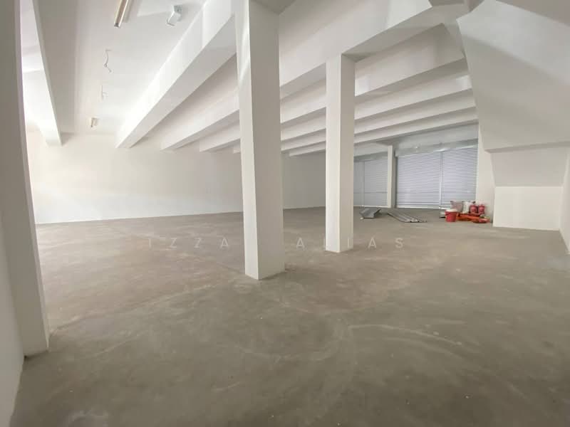 Shop for Rent in Alam Damai (Cheras) - Izzah Alias - Interior - PropertyGuru.com.my