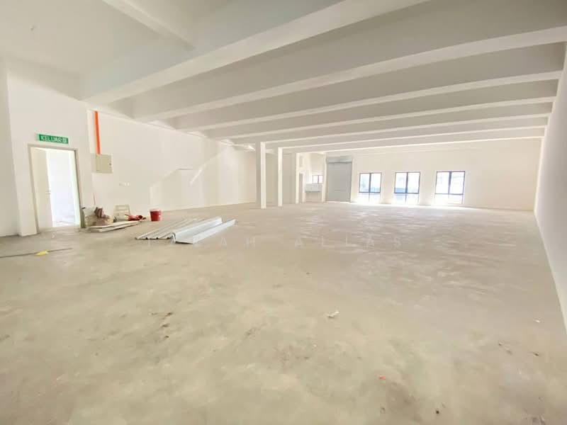 Shop for Rent in Alam Damai (Cheras) - Izzah Alias - Interior - PropertyGuru.com.my