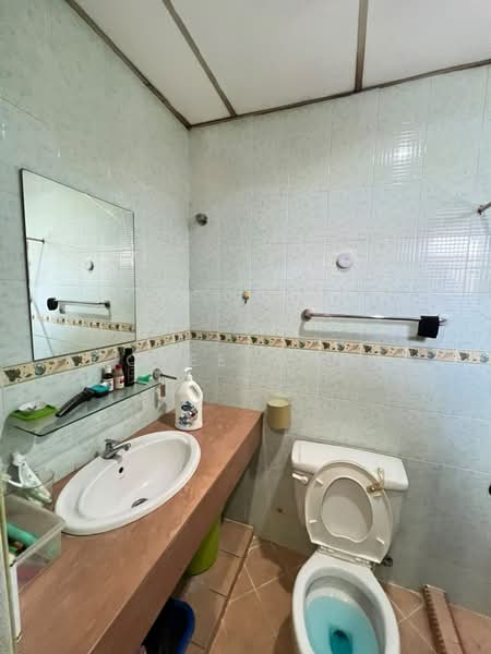 Rumah Teres 2 Tingkat untuk Dijual di Bandar Sri Damansara (Selangor) - Coyee Wong - Bathroom - PropertyGuru.com.my