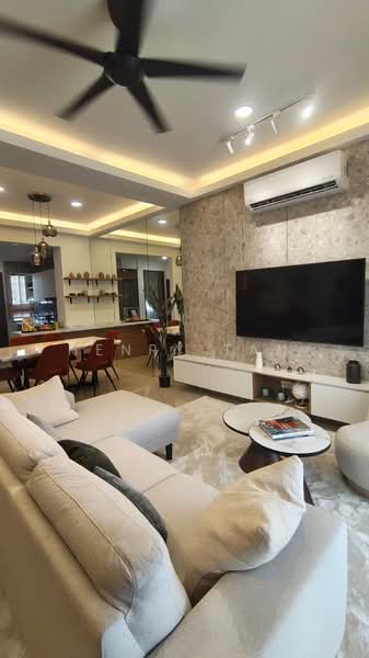 2-storey Terraced House for Sale in Puncak Bestari (Puncak Alam) - Henry Tan - Living Room - PropertyGuru.com.my