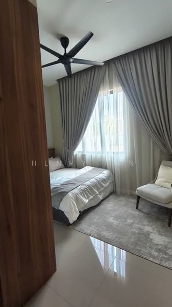 2-storey Terraced House for Sale in Puncak Bestari (Puncak Alam) - Henry Tan - Bedroom - PropertyGuru.com.my