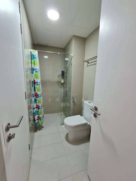 Servis Apartment untuk Disewa di Southlink - Sujatha M - Bathroom - PropertyGuru.com.my