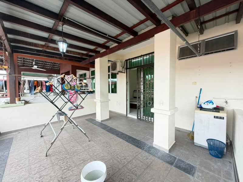 Rumah Teres 2 Tingkat untuk Disewa di Taman Tampoi Indah (Bukit Mertajam) - Quinn Loh - Exterior - PropertyGuru.com.my
