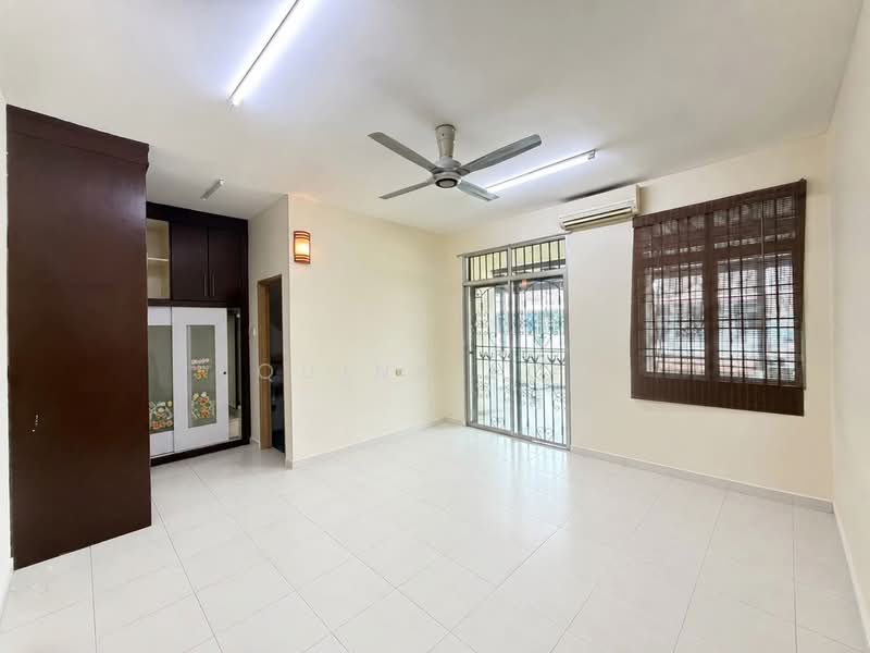 Rumah Teres 2 Tingkat untuk Disewa di Taman Tampoi Indah (Bukit Mertajam) - Quinn Loh - Living Room - PropertyGuru.com.my