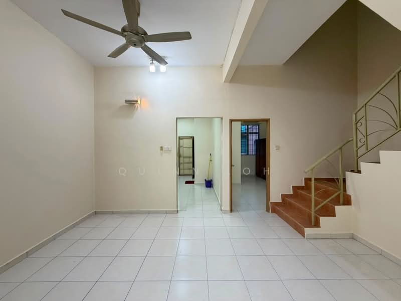 Rumah Teres 2 Tingkat untuk Disewa di Taman Tampoi Indah (Bukit Mertajam) - Quinn Loh - Living Room - PropertyGuru.com.my