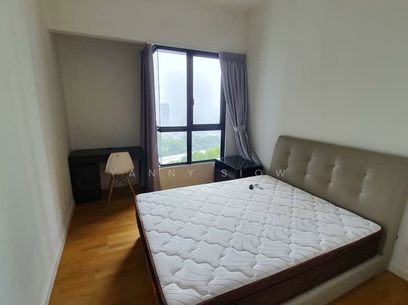 Kondominium untuk Dijual di Seri Riana Residence - Yanny Siow - Bedroom - PropertyGuru.com.my