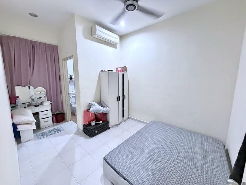Rumah Teres 1-Tingkat untuk Dijual di Bandar Jaya Putra (Johor Bahru) - Karl Lim - Bedroom - PropertyGuru.com.my
