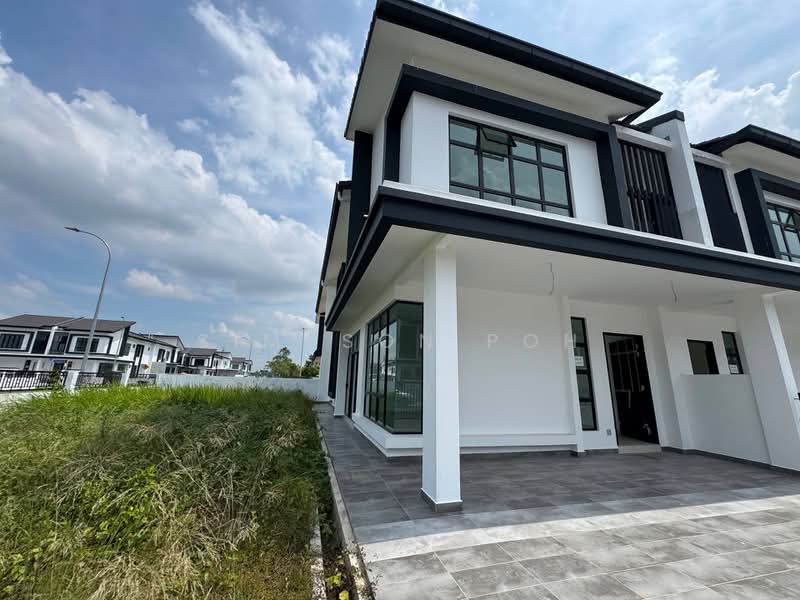 Rumah Kluster untuk Dijual di Mutiara Rini (Skudai) - Simpson Poh - Exterior - PropertyGuru.com.my