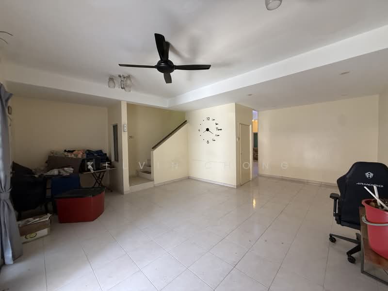 Rumah Teres 2 Tingkat untuk Disewa di Desa Lang Indah (Ipoh) - Kelvin Chong - Living Room - PropertyGuru.com.my