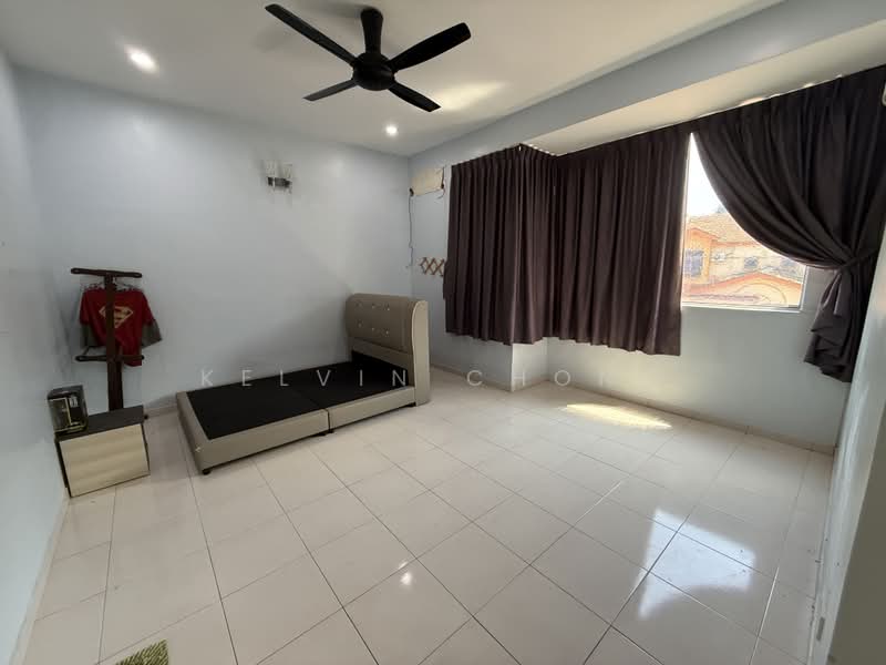 Rumah Teres 2 Tingkat untuk Disewa di Desa Lang Indah (Ipoh) - Kelvin Chong - Bedroom - PropertyGuru.com.my