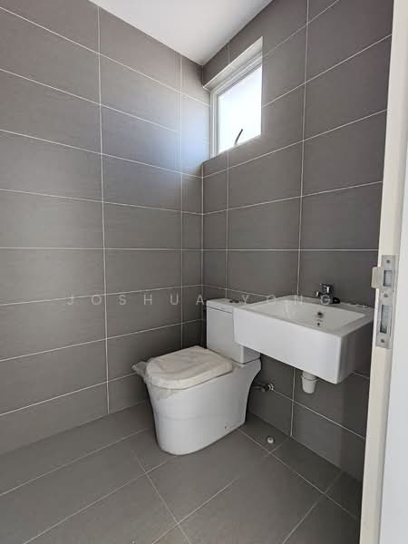 Terraced House for Sale in Seremban (Negeri Sembilan) - Joshua Yong - Bathroom - PropertyGuru.com.my