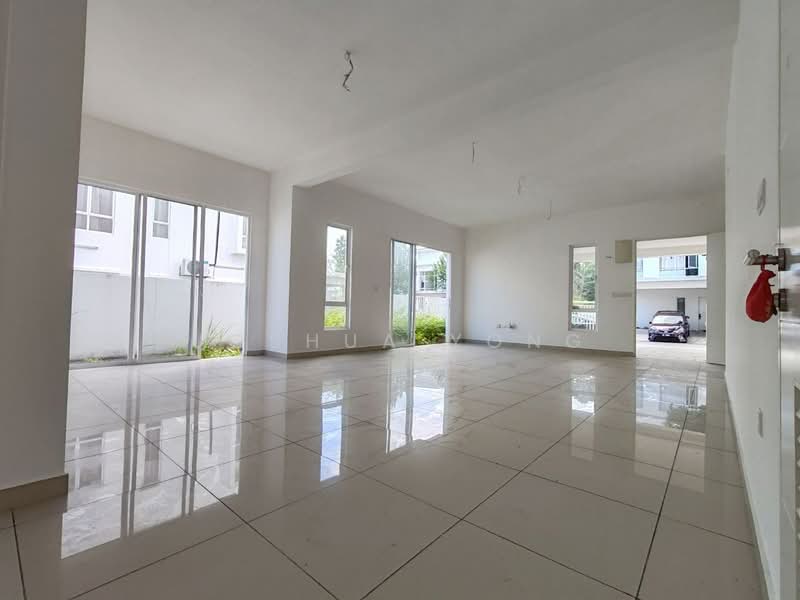 Terraced House for Sale in Seremban (Negeri Sembilan) - Joshua Yong - Living Room - PropertyGuru.com.my
