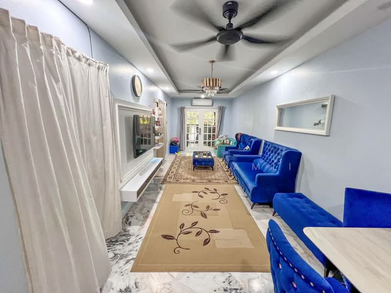 1-storey Terraced House for Sale in Taman Cheras Perdana (Cheras) - Luqman Ramli - Living Room - PropertyGuru.com.my