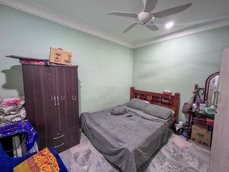 1-storey Terraced House for Sale in Taman Cheras Perdana (Cheras) - Luqman Ramli - Bedroom - PropertyGuru.com.my