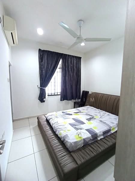 2.5-storey Terraced House for Sale in Taman Bukit Jaya (Ulu Tiram) - Karl Lim - Bedroom - PropertyGuru.com.my