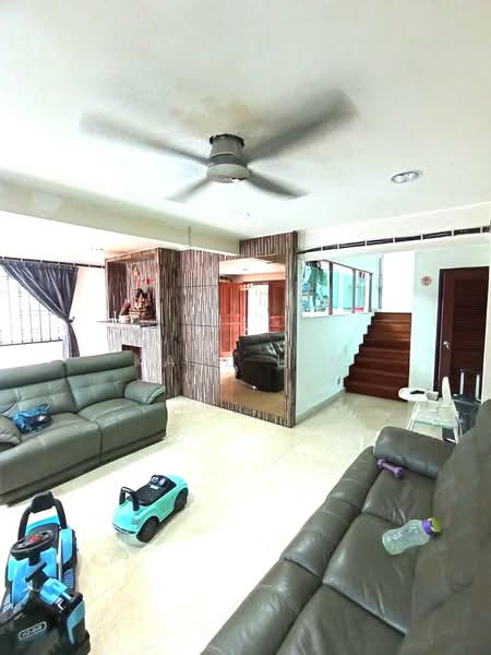 2.5-storey Terraced House for Sale in Taman Bukit Jaya (Ulu Tiram) - Karl Lim - Living Room - PropertyGuru.com.my