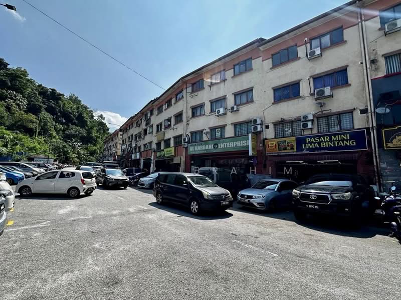 Shop / Office for Sale in Ukay Perdana (Ulu Kelang) - Azli Ibrahim - Exterior - PropertyGuru.com.my
