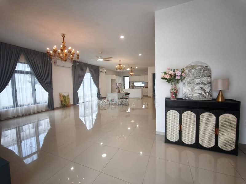Cluster House for Rent in Taman Ekoflora (Johor Bahru) - Vinz Ang - Living Room - PropertyGuru.com.my