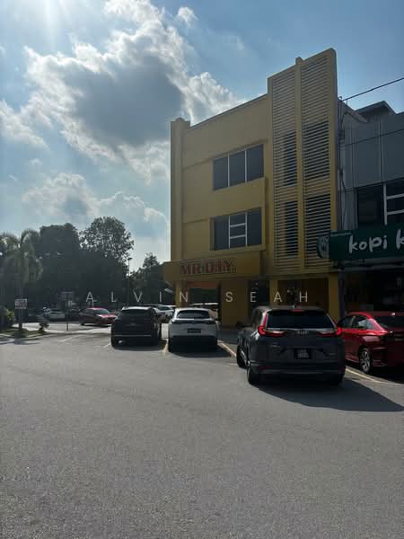 Shop / Office for Rent in Bandar Bukit Raja (Klang) - Alvin Seah - Exterior - PropertyGuru.com.my