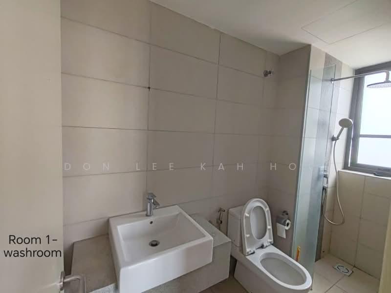 Servis Apartment untuk Disewa di Sfera Residency - Don Lee Kah Hou - Bathroom - PropertyGuru.com.my