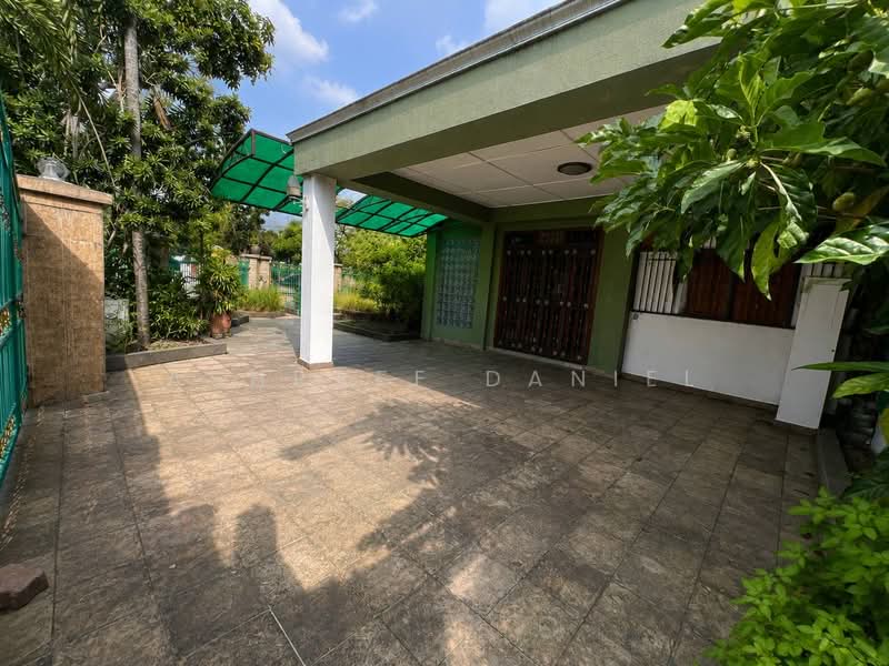 Rumah Teres 2 Tingkat untuk Dijual di Seksyen 13 (Shah Alam) - Ashraff Daniel - Exterior - PropertyGuru.com.my