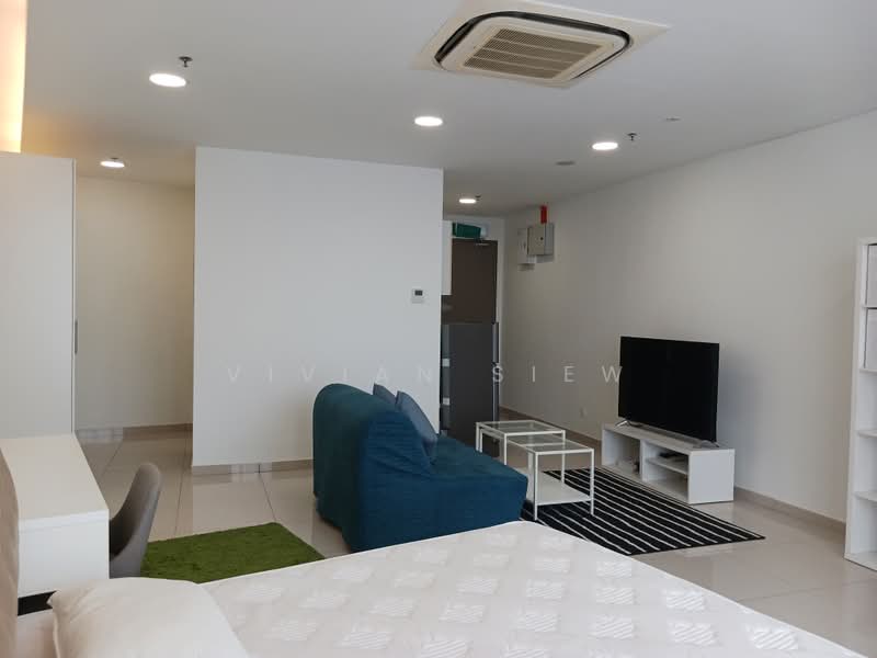 Servis Apartment untuk Disewa di Pinnacle Petaling Jaya - Vivian Siew - Living Room - PropertyGuru.com.my