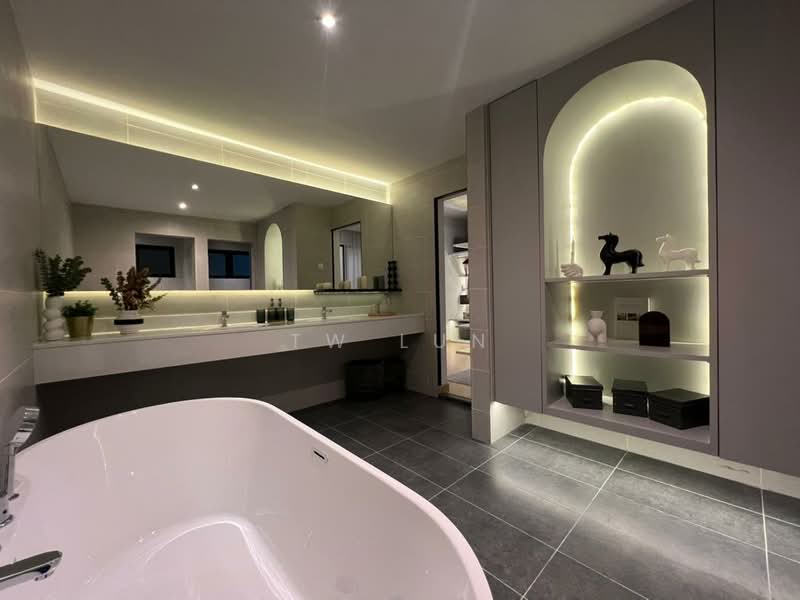 Apartment for Sale at Radium Adesa - Tw Lun - Bathroom - PropertyGuru.com.my