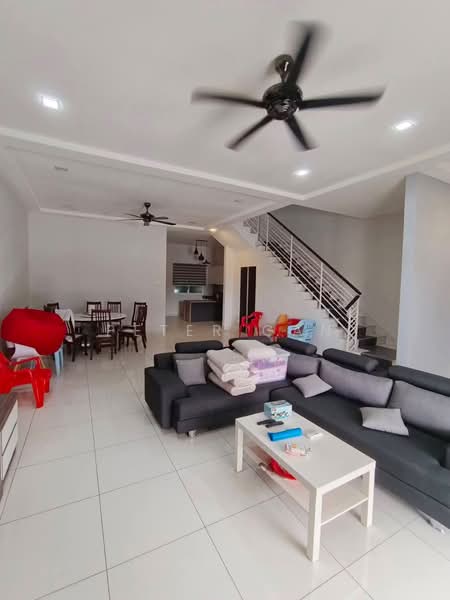 Rumah Teres 2 Tingkat untuk Dijual di Ipoh (Perak) - Peter Gan - Living Room - PropertyGuru.com.my