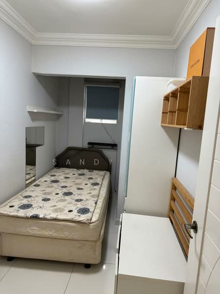 Pangsapuri untuk Dijual di Desa Sri Puteri B - Sandy Lee - Bedroom - PropertyGuru.com.my