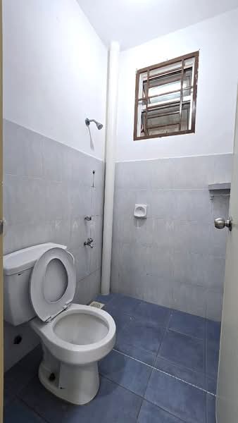Rumah Teres 1.5 Tingkat untuk Dijual di Taman Pelangi Indah (Ulu Tiram) - Karl Lim - Bathroom - PropertyGuru.com.my