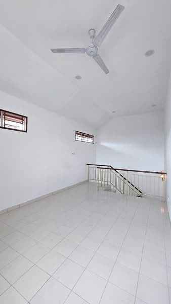 Rumah Teres 1.5 Tingkat untuk Dijual di Taman Pelangi Indah (Ulu Tiram) - Karl Lim - Interior - PropertyGuru.com.my
