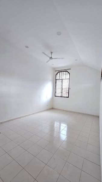 Rumah Teres 1.5 Tingkat untuk Dijual di Taman Pelangi Indah (Ulu Tiram) - Karl Lim - Interior - PropertyGuru.com.my