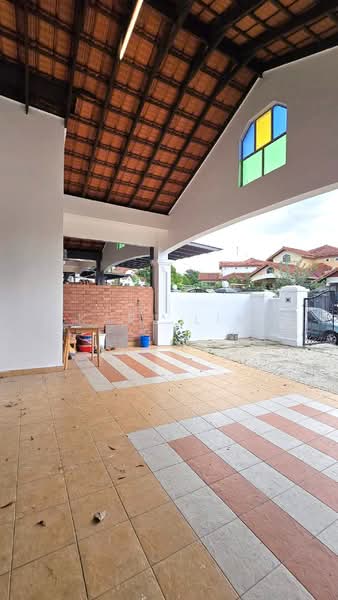 Rumah Teres 1.5 Tingkat untuk Dijual di Taman Pelangi Indah (Ulu Tiram) - Karl Lim - Exterior - PropertyGuru.com.my