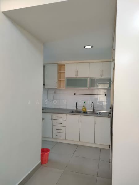 Kondominium untuk Disewa di Cova Suites - Jason Chee - Kitchen - PropertyGuru.com.my