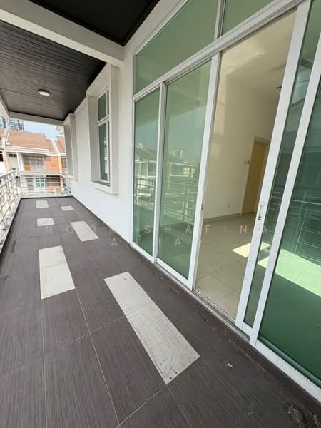 Rumah Berkembar untuk Dijual di Permatang Pauh (Penang) - Noor Shafina Ahmad - Balcony - PropertyGuru.com.my