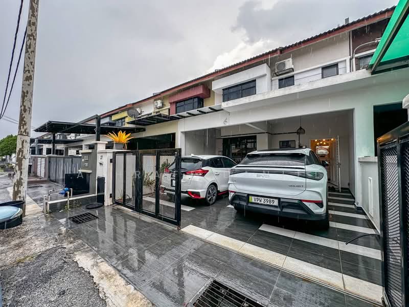 Terraced House for Sale in Sungai Buloh (Selangor) - Ashraff Daniel - Exterior - PropertyGuru.com.my