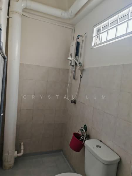Servis Apartment untuk Disewa di Avelon Tower @ Plaza Medan Putra - Crystal Lum - Bathroom - PropertyGuru.com.my