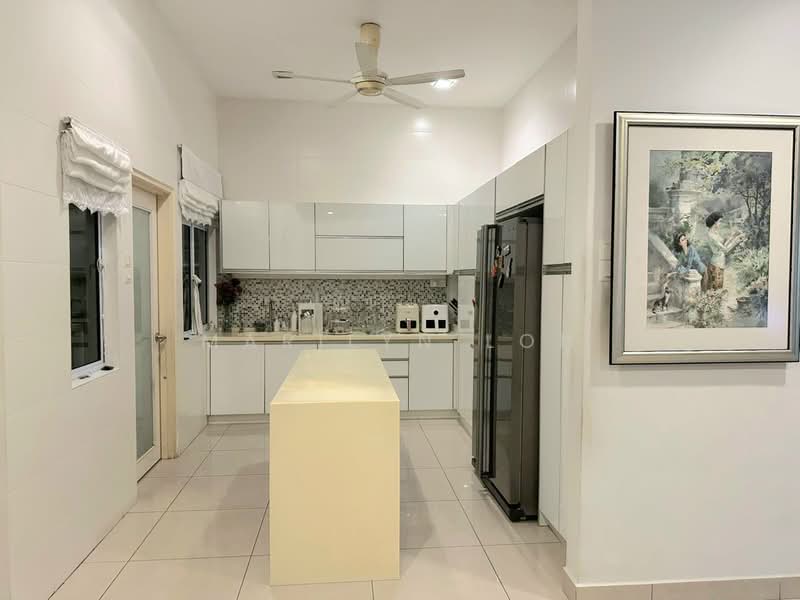 Rumah Berkembar untuk Dijual di Kemuning Utama Permai (Shah Alam) - Marilyn Loh - Kitchen - PropertyGuru.com.my