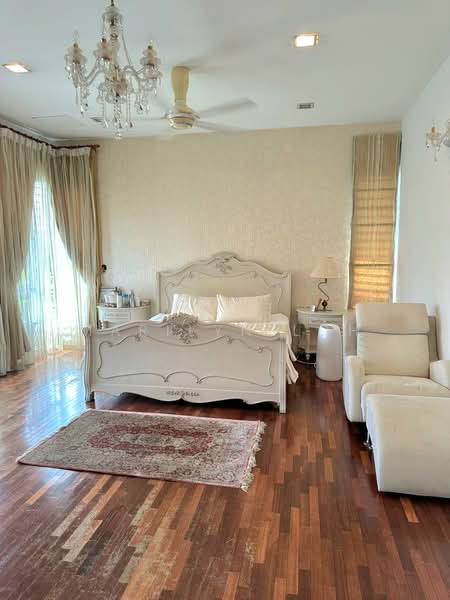Rumah Berkembar untuk Dijual di Kemuning Utama Permai (Shah Alam) - Marilyn Loh - Bedroom - PropertyGuru.com.my