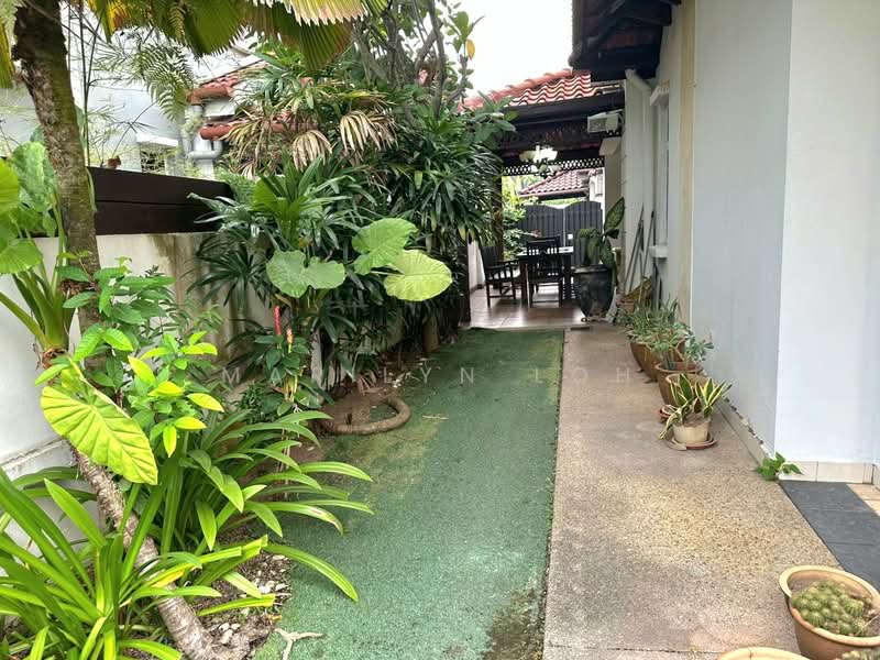 Rumah Berkembar untuk Dijual di Kemuning Utama Permai (Shah Alam) - Marilyn Loh - Exterior - PropertyGuru.com.my