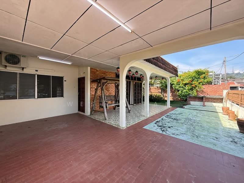 Rumah Teres 1 Tingkat untuk Disewa di Bukit Baru (Melaka) - Wesley Tan - Exterior - PropertyGuru.com.my