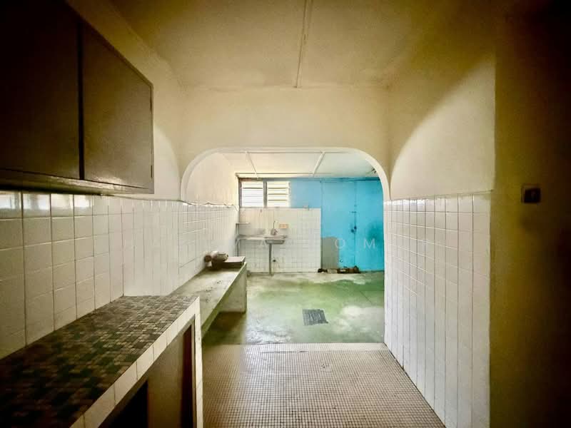 Rumah Teres 1 Tingkat untuk Dijual di Kelana Jaya (Petaling Jaya) - Hazeman Omar - Kitchen - PropertyGuru.com.my