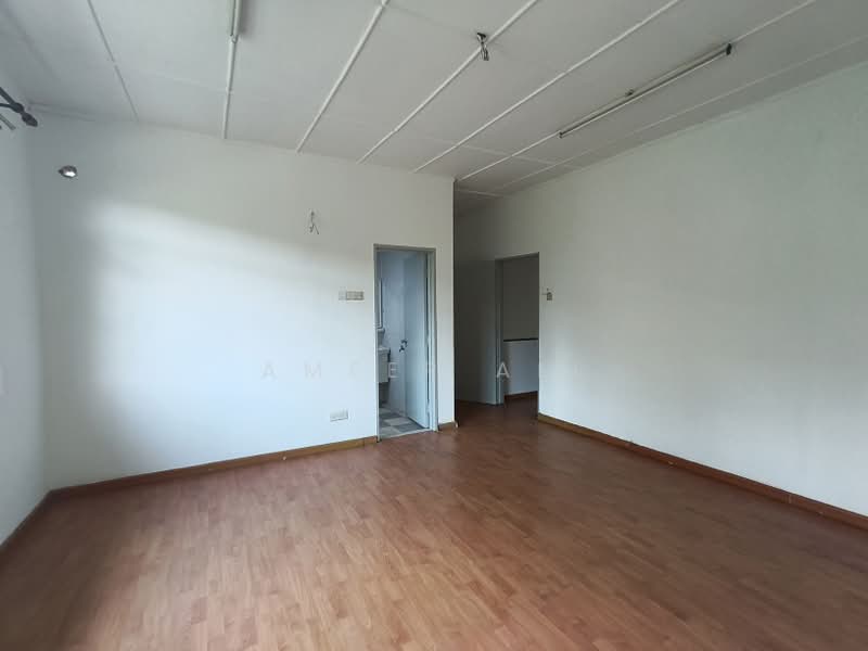 Semi-Detached House for Sale in Taman Mutiara Indah (Puchong) - Ameer Ali - Living Room - PropertyGuru.com.my