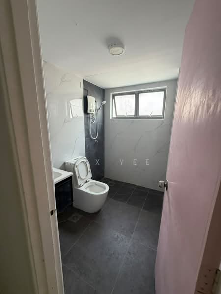 Servis Apartment untuk Disewa di D'Alamanda - Max Yee - Bathroom - PropertyGuru.com.my