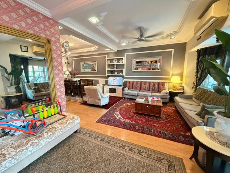 2-storey Terraced House for Sale in Ampang Jaya (Ampang) - Ashraff Daniel - Living Room - PropertyGuru.com.my