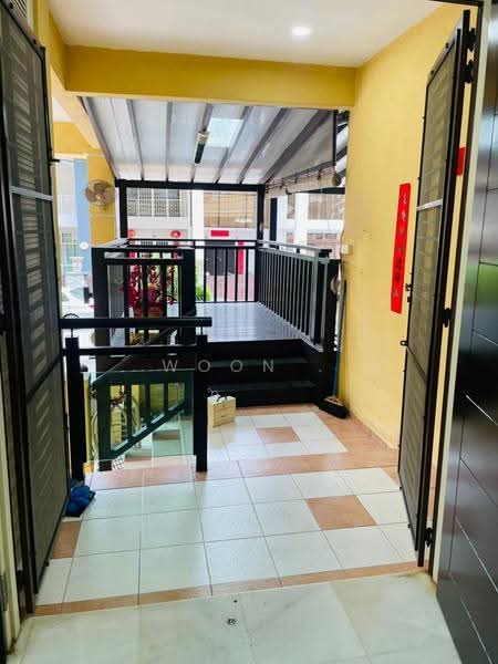 Rumah Berkembar untuk Dijual di Ayer Keroh (Melaka) - Woon . - Entrance - PropertyGuru.com.my